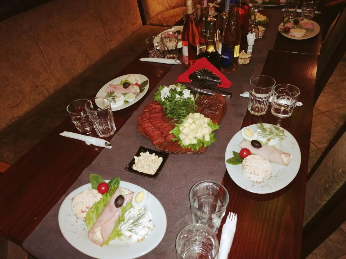 Discret Hotel & Restaurant Vladaya エクステリア 写真