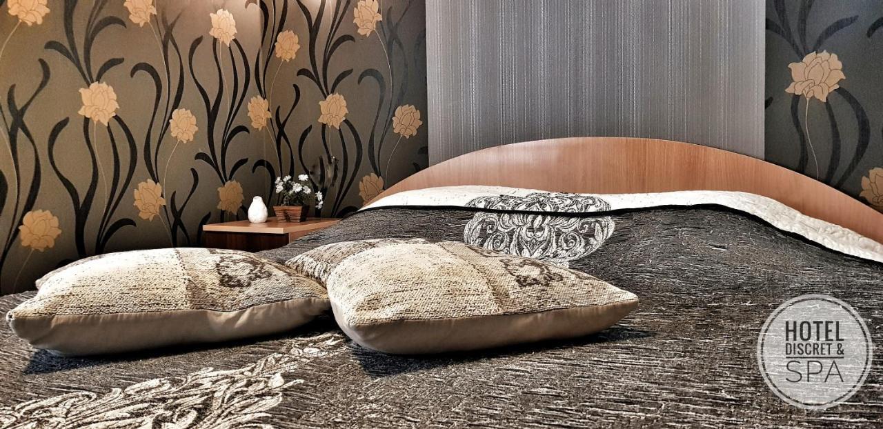 Discret Hotel & Restaurant Vladaya エクステリア 写真
